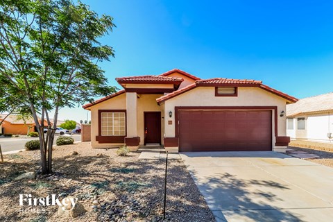 11575 W HOLLY Street 3 Beds Apartment for Rent