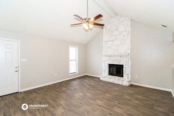 7197 RANSDORP DR 3 Beds House for Rent - Photo Gallery 4