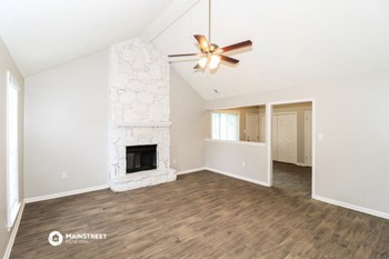 7197 RANSDORP DR 3 Beds House for Rent - Photo Gallery 5
