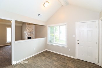 7197 RANSDORP DR 3 Beds House for Rent - Photo Gallery 6