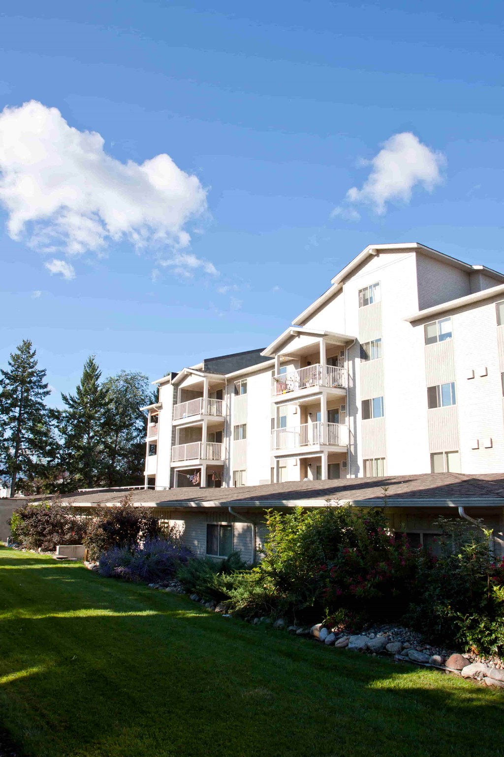 the building where the hotel is located