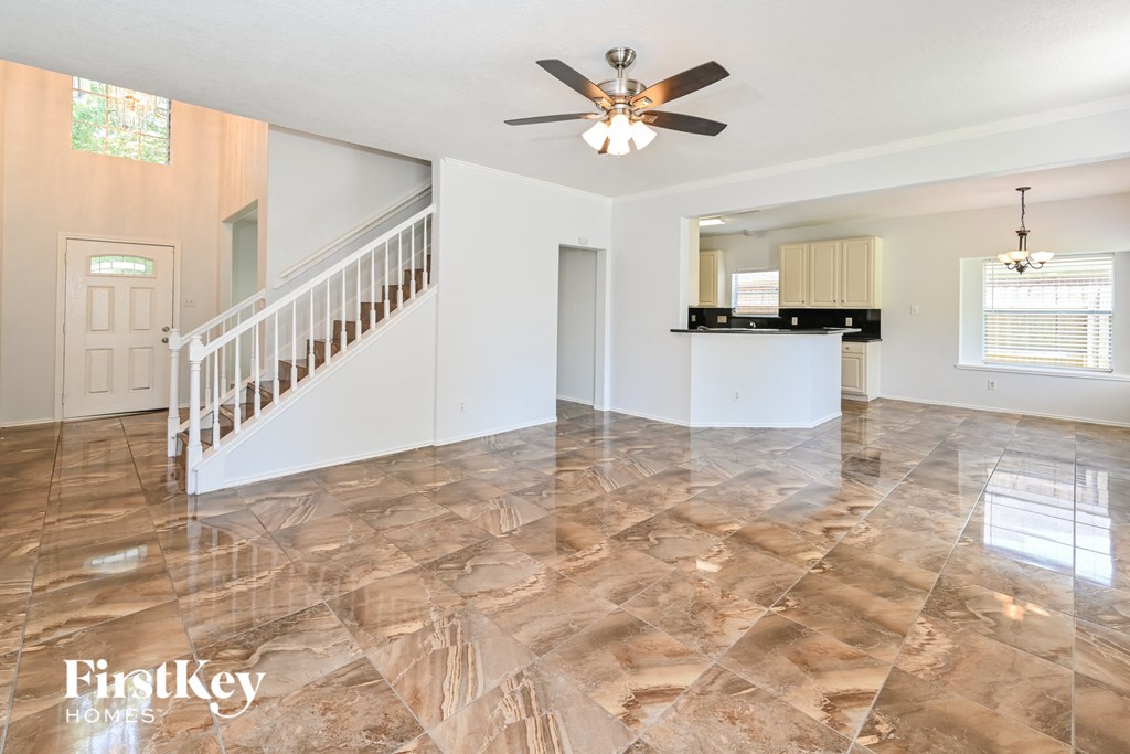 11125 31st Avenue N 5 Beds House for Rent - Photo Gallery 7