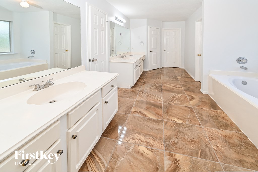 11125 31st Avenue N 5 Beds House for Rent - Photo Gallery 10