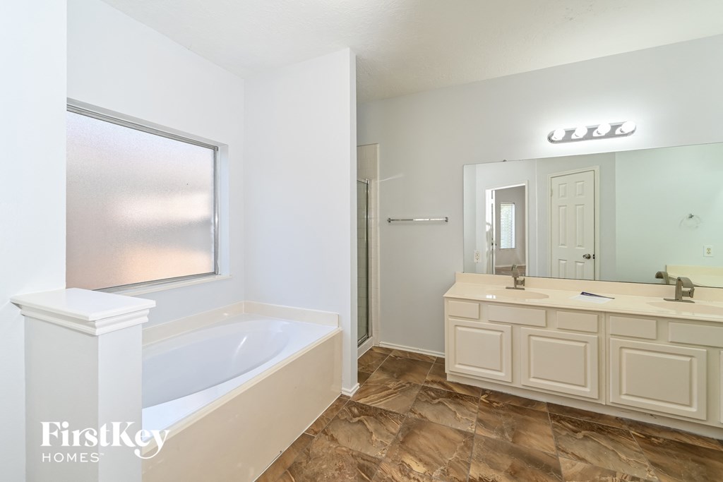 11125 31st Avenue N 5 Beds House for Rent - Photo Gallery 14