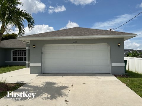 2100 SW 12TH Terrace 4 Beds Apartment for Rent