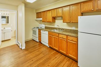 Taymil Yarmouth Pointe Kitchen