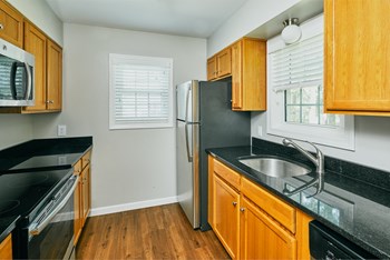 Taymil Yarmouth Landing Kitchen