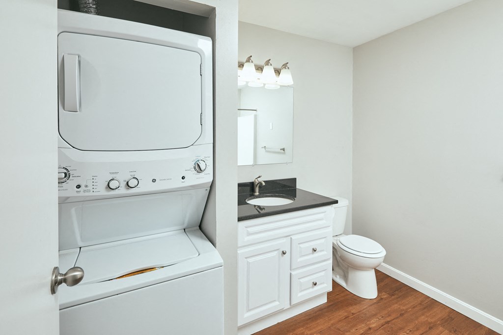 Taymil Yarmouth Landing Washer and Dryer