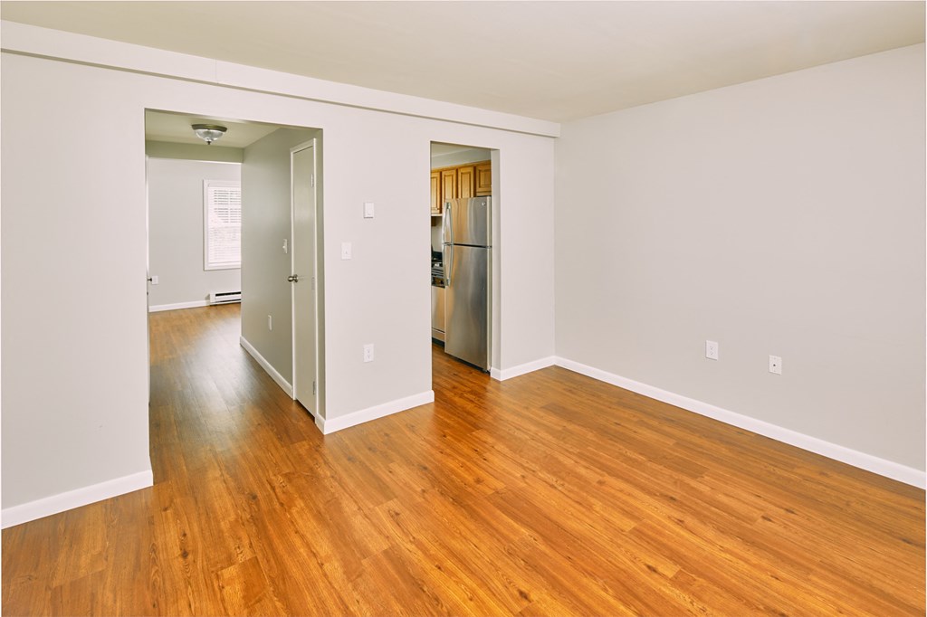 Taymil Yarmouth Landing Living Room