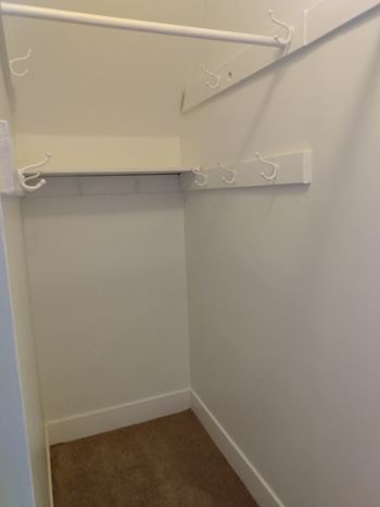Taymil Four Square Fall River Walk-In Closet
