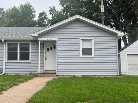 1030 East 12Th 2 Beds Apartment for Rent
