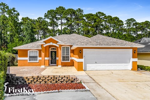 12665  N Ashglen Drive 3 Beds Apartment for Rent