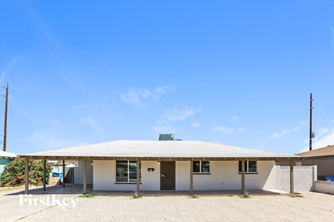 3124 W SAN MIGUEL Avenue 4 Beds Apartment for Rent