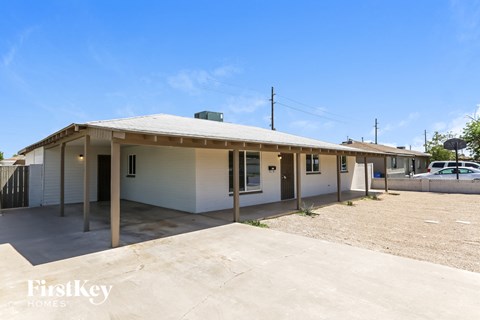 3124 W SAN MIGUEL Avenue 4 Beds Apartment for Rent
