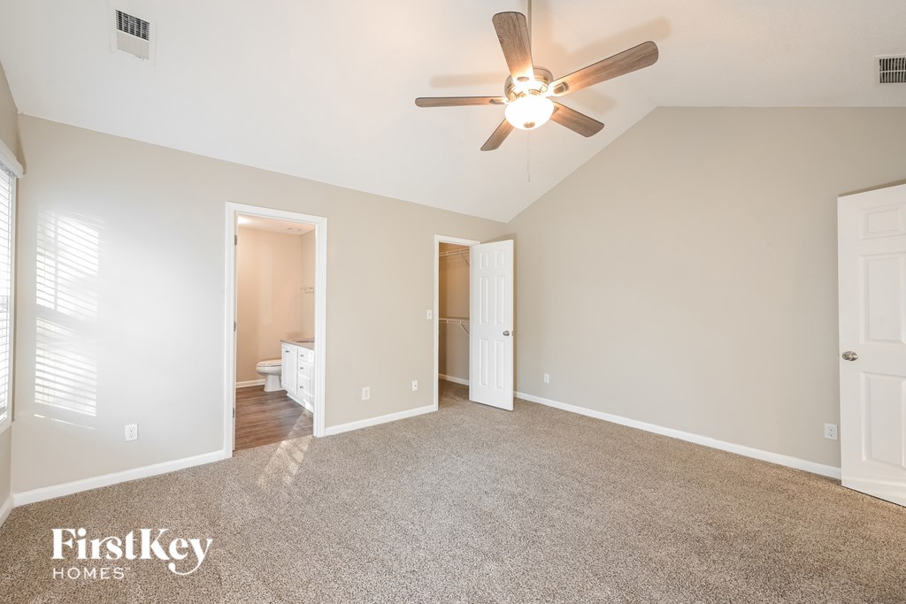 3940 Village Main Street 3 Beds House for Rent - Photo Gallery 8