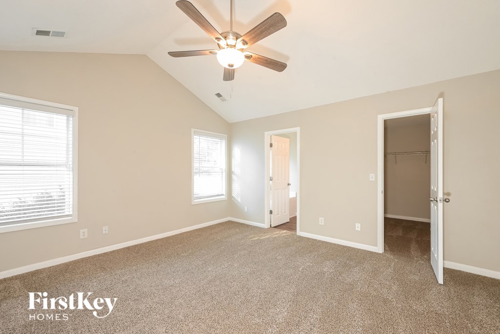 3940 Village Main Street 3 Beds House for Rent - Photo Gallery 9