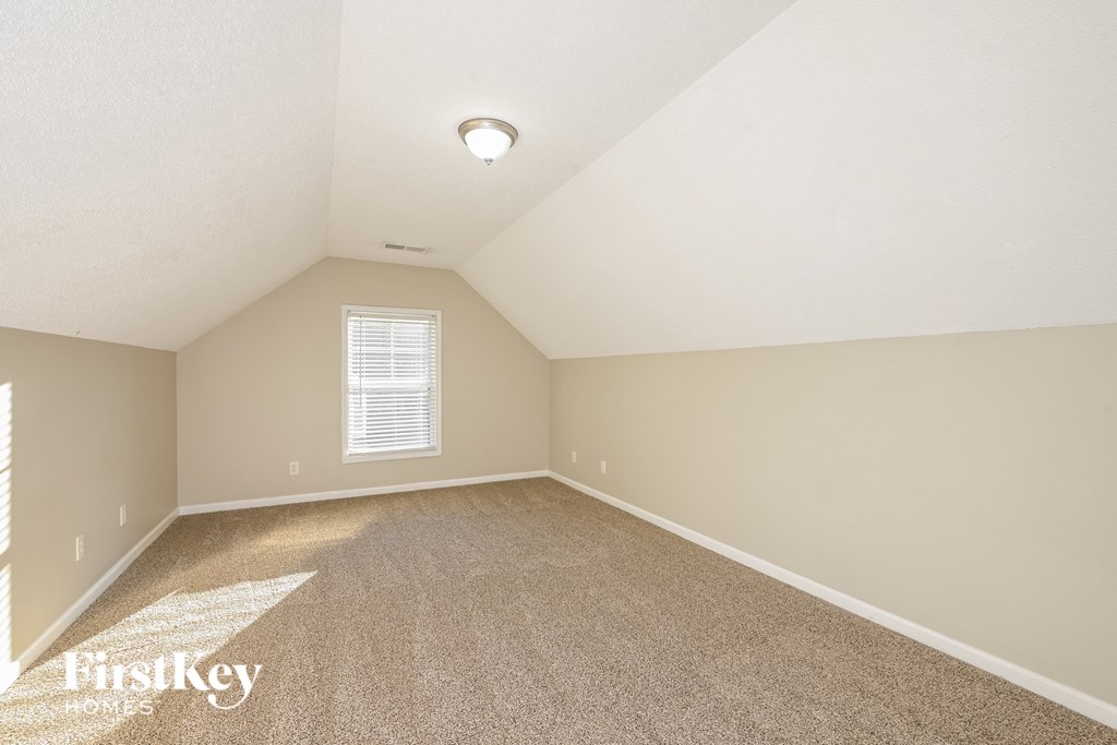 3940 Village Main Street 3 Beds House for Rent - Photo Gallery 15