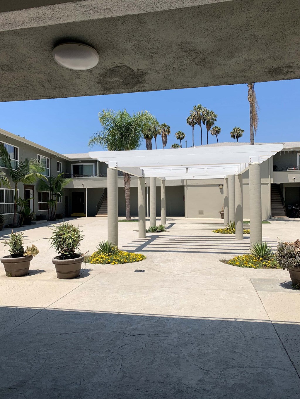 the building in which the hotel is located