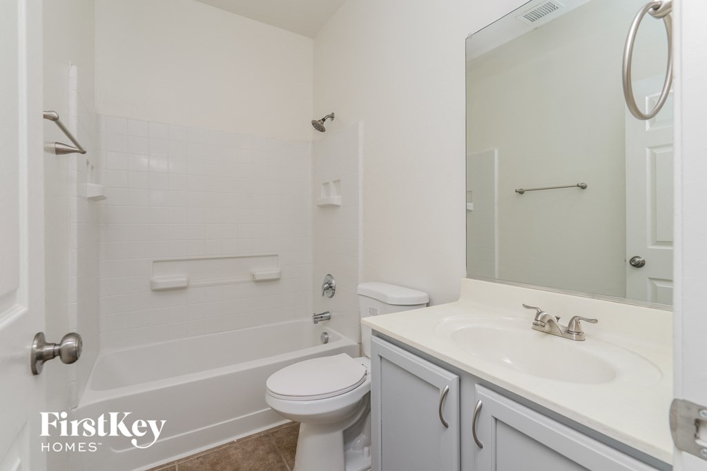 931 W OAK TREE Lane 4 Beds House for Rent - Photo Gallery 12