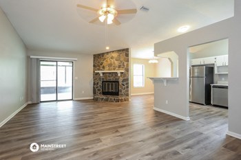 1441 KINGFISHER LN N 3 Beds House for Rent - Photo Gallery 5