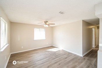7712 CLUB DUCLAY DR 3 Beds House for Rent - Photo Gallery 4