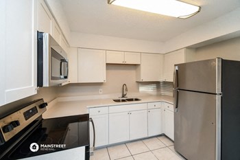 7712 CLUB DUCLAY DR 3 Beds House for Rent - Photo Gallery 6