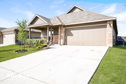 2267 Hawk Drive 3 Beds Apartment for Rent
