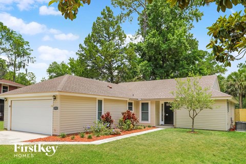 3919 SUMMER PINES DR 3 Beds Apartment for Rent