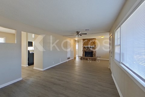 1509 Bell St 3 Beds Apartment for Rent