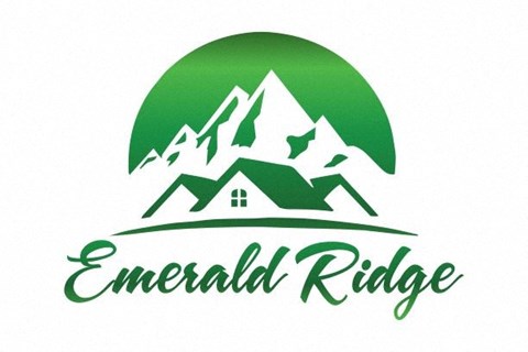 the logo for emerald ridge mountain resort