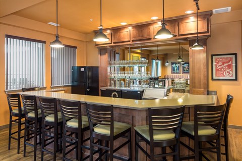 Dilly Dallys Pub