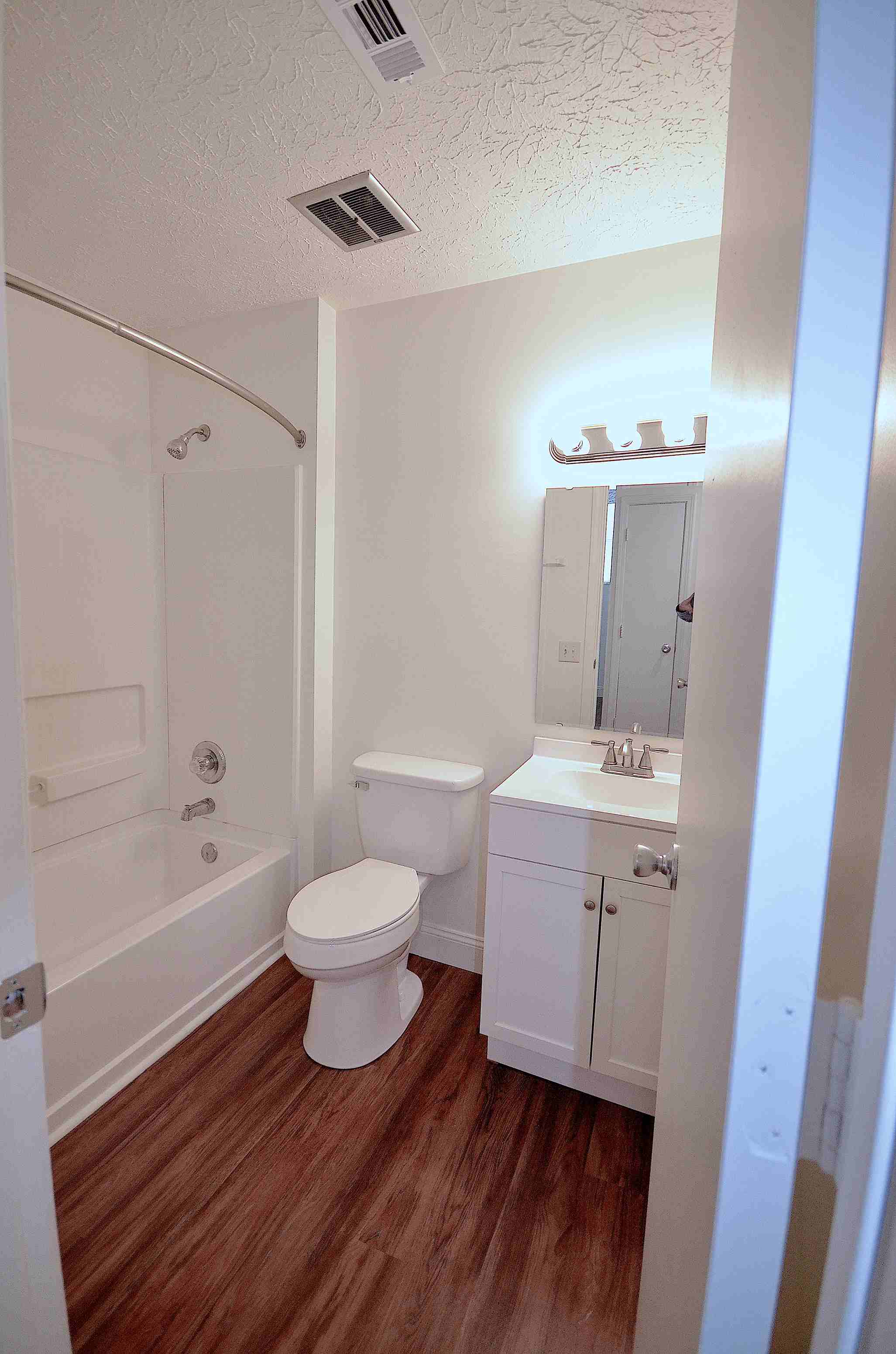 Waveland Place Apartments