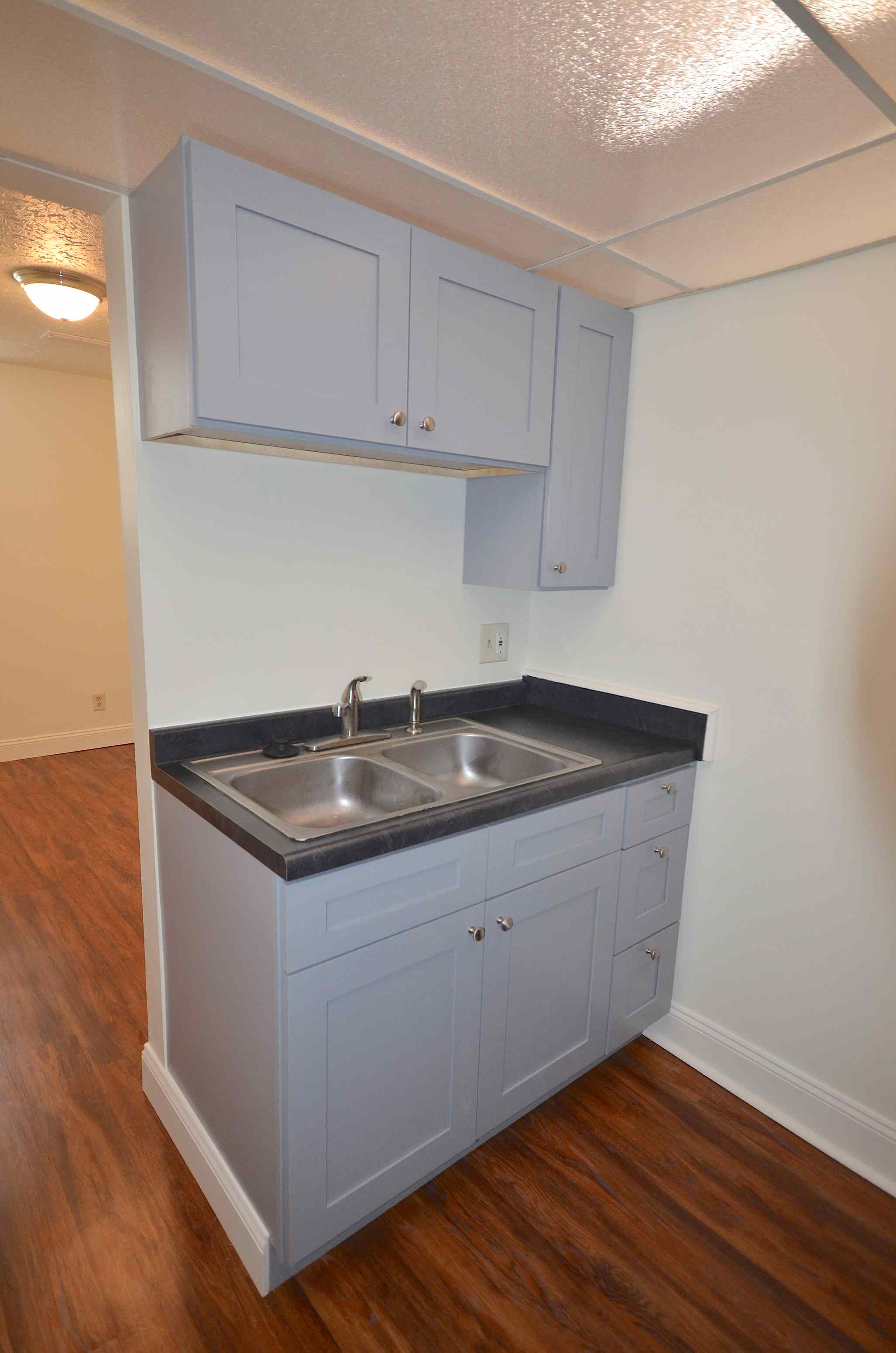 Waveland Place Apartments