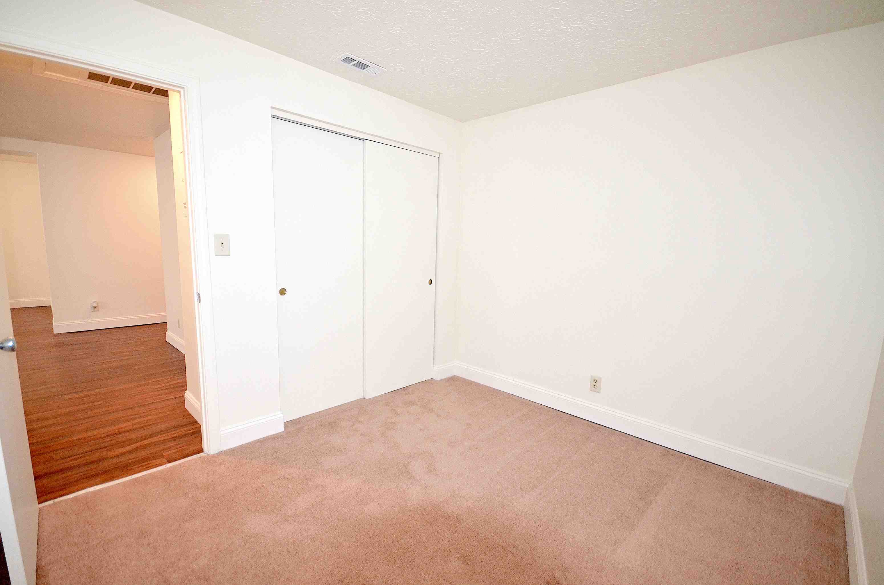 Waveland Place Apartments