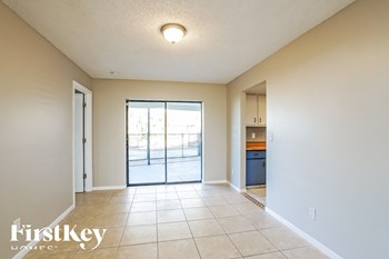 3818 SW 5th Place 3 Beds House for Rent - Photo Gallery 4