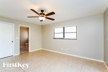 3818 SW 5th Place 3 Beds House for Rent - Photo Gallery 8