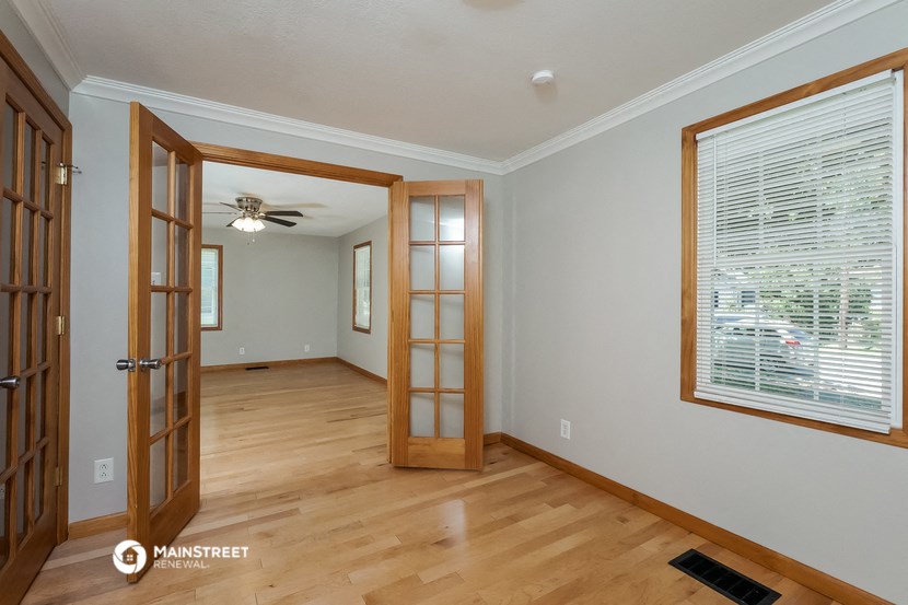 the living room and dining room from the entryway