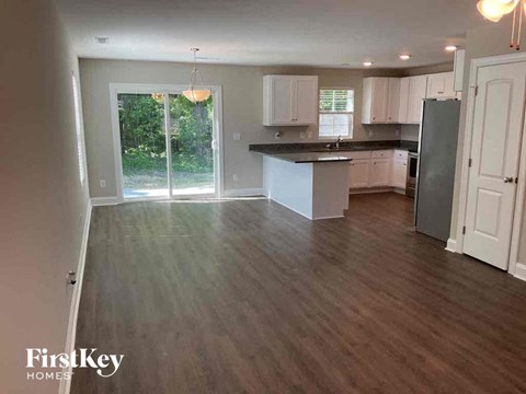 2041 Samantha Drive 3 Beds Apartment for Rent
