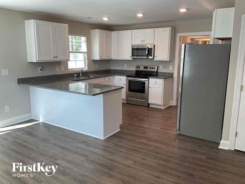 2041 Samantha Drive 3 Beds Apartment for Rent