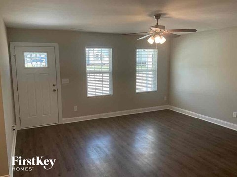2047 Samantha Drive 3 Beds Apartment for Rent