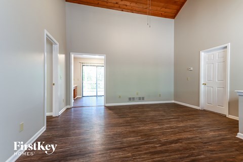 3155 Lake Ranch Drive 4 Beds Apartment for Rent