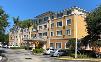605 SW 88th Avenue 1 Bed Apartment, Affordable for Rent
