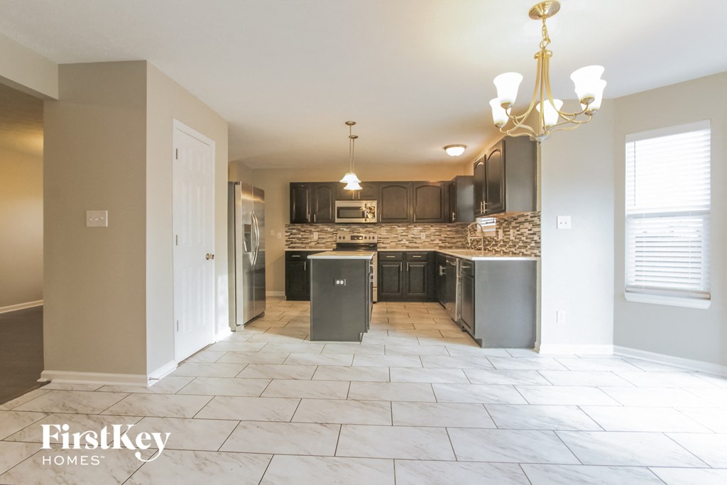 5574 Breaburn Rd Bargersville, In 46106
