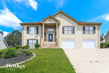 67 Saddle Brooke Drive 4 Beds Apartment for Rent
