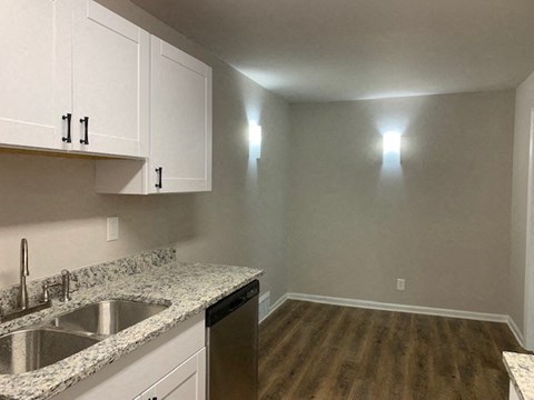 2820 Donovan Place 2-3 Beds Apartment for Rent - Photo Gallery 16