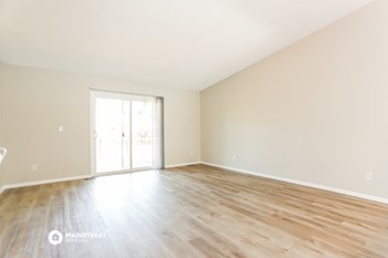 5690 S Netherland Street 3 Beds House for Rent - Photo Gallery 6