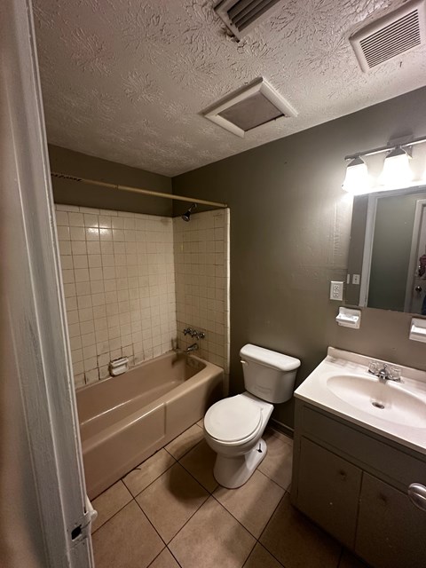 472 Tara Lane 3 Beds Apartment for Rent