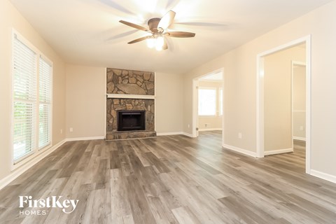 99 Blackhawk Trail 3 Beds Apartment for Rent