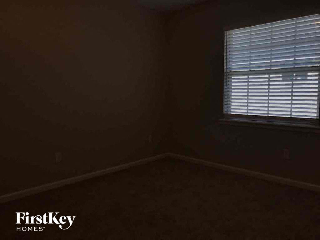 1508 QUAIL WOOD COURT 3 Beds House for Rent - Photo Gallery 11