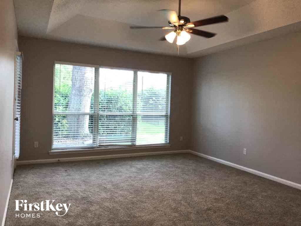 1508 QUAIL WOOD COURT 3 Beds House for Rent - Photo Gallery 6